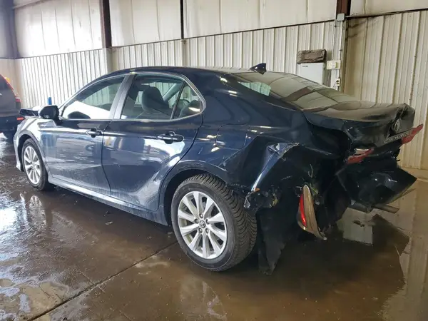 4T1B11HK8KU268965 2019 TOYOTA CAMRY - Image 2