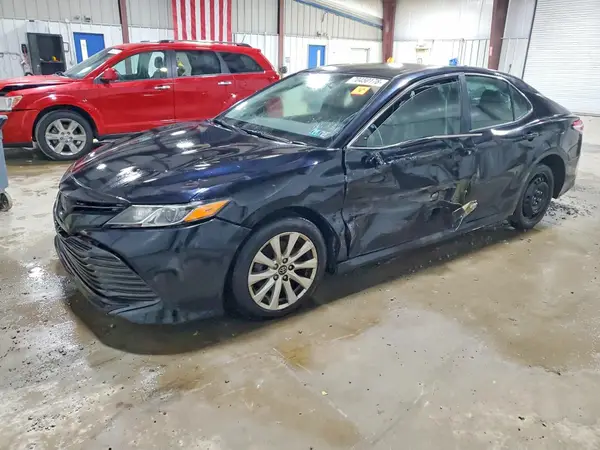 4T1B11HK8KU270439 2019 TOYOTA CAMRY - Image 1
