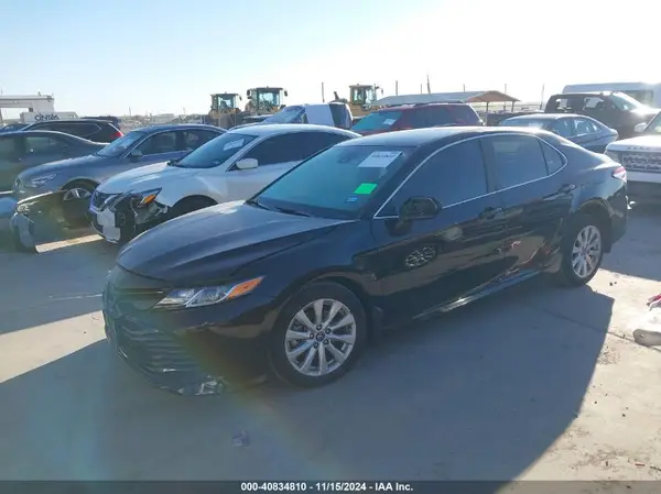 4T1B11HK8KU270683 2019 TOYOTA CAMRY - Image 2