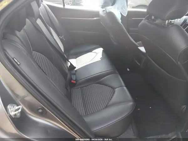 4T1B11HK8KU270733 2019 TOYOTA CAMRY - Image 8