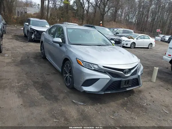 4T1B11HK8KU271087 2019 TOYOTA CAMRY - Image 1