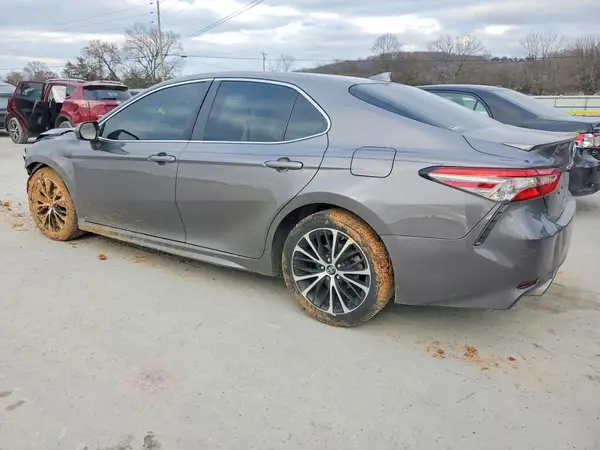 4T1B11HK8KU272417 2019 TOYOTA CAMRY - Image 2