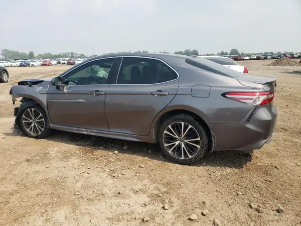 4T1B11HK8KU272482 2019 TOYOTA CAMRY - Image 2