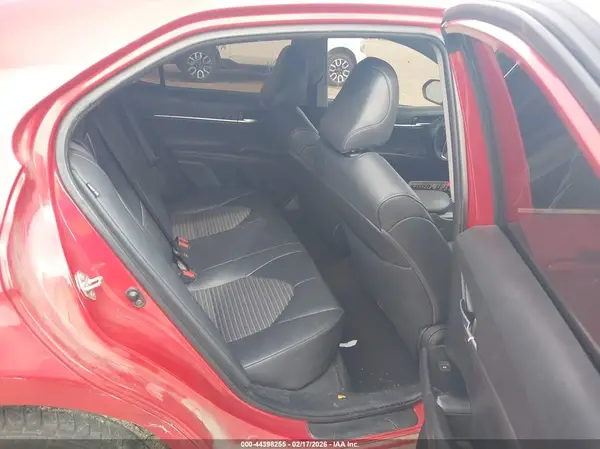4T1B11HK8KU272742 2019 TOYOTA CAMRY - Image 8