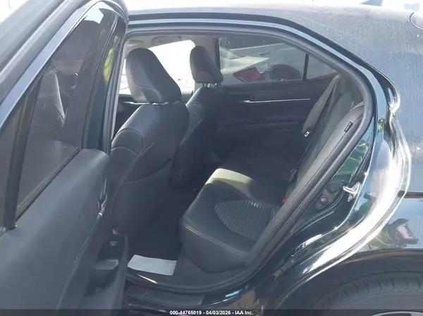 4T1B11HK8KU274300 2019 TOYOTA CAMRY - Image 8