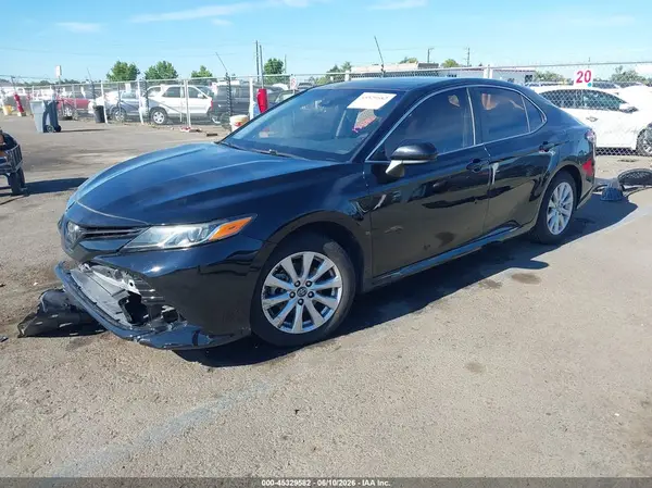 4T1B11HK8KU276869 2019 TOYOTA CAMRY - Image 2