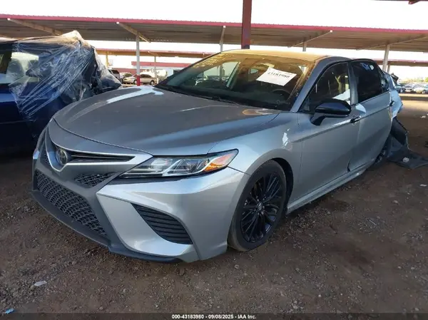 4T1B11HK8KU277889 2019 TOYOTA CAMRY - Image 2