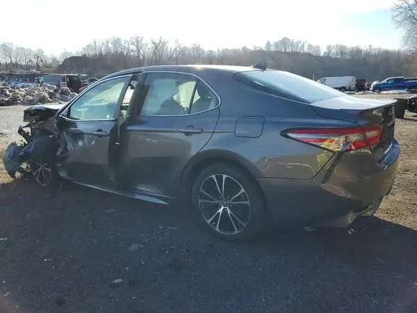 4T1B11HK8KU279156 2019 TOYOTA CAMRY - Image 2