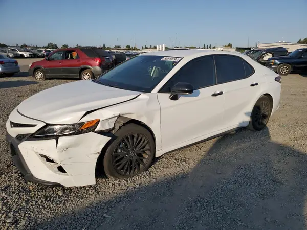 4T1B11HK8KU279268 2019 TOYOTA CAMRY - Image 1