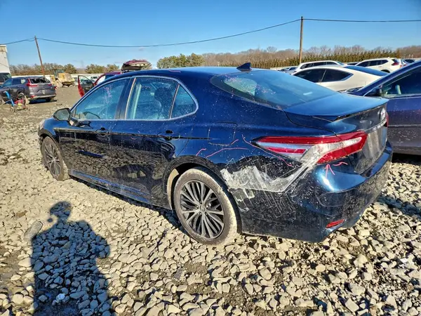 4T1B11HK8KU281215 2019 TOYOTA CAMRY - Image 2