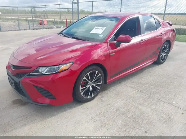 4T1B11HK8KU282039 2019 TOYOTA CAMRY - Image 2