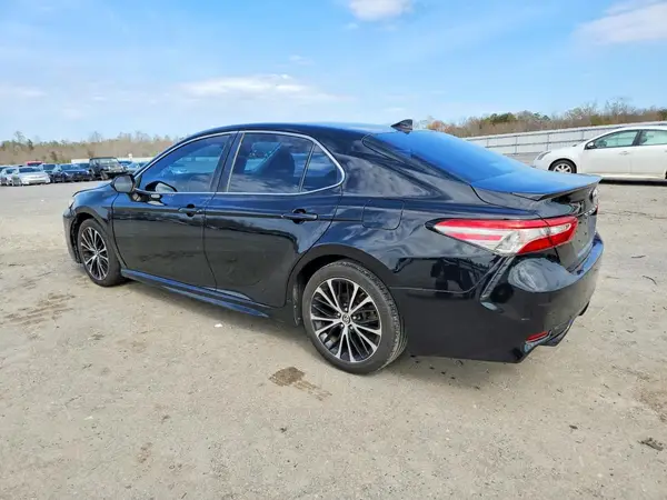 4T1B11HK8KU292862 2019 TOYOTA CAMRY - Image 2