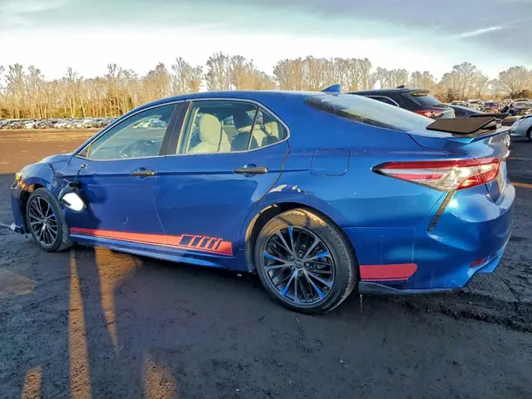 4T1B11HK8KU293686 2019 TOYOTA CAMRY - Image 2