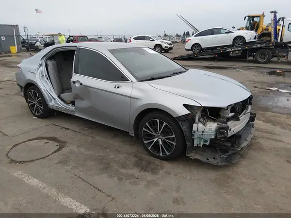 4T1B11HK8KU294482 2019 TOYOTA CAMRY - Image 1