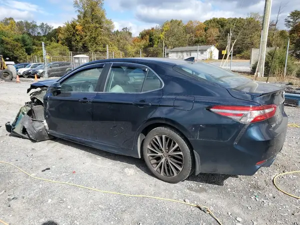 4T1B11HK8KU678858 2019 TOYOTA CAMRY - Image 2