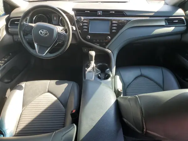 4T1B11HK8KU682800 2019 TOYOTA CAMRY - Image 8