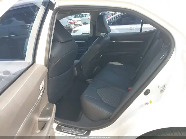 4T1B11HK8KU683770 2019 TOYOTA CAMRY - Image 8