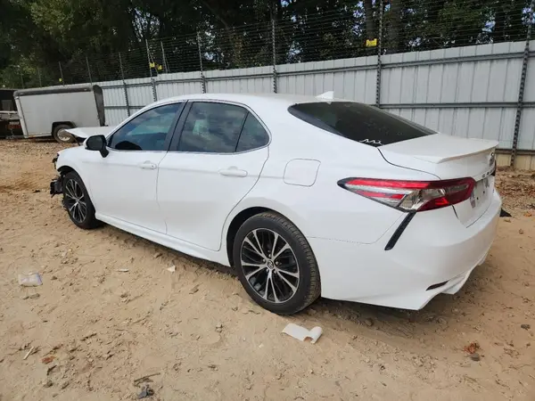4T1B11HK8KU685924 2019 TOYOTA CAMRY - Image 2