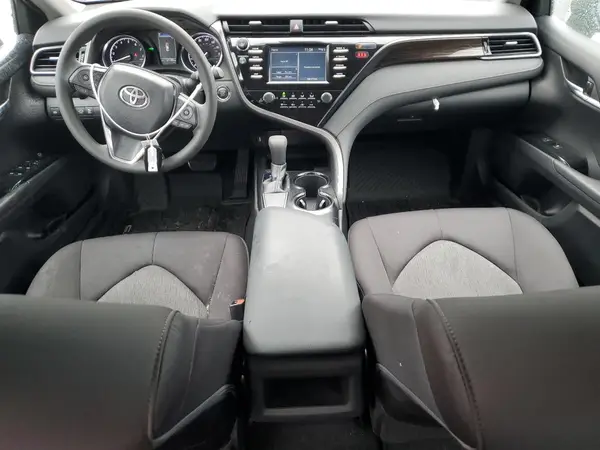 4T1B11HK8KU686247 2019 TOYOTA CAMRY - Image 8