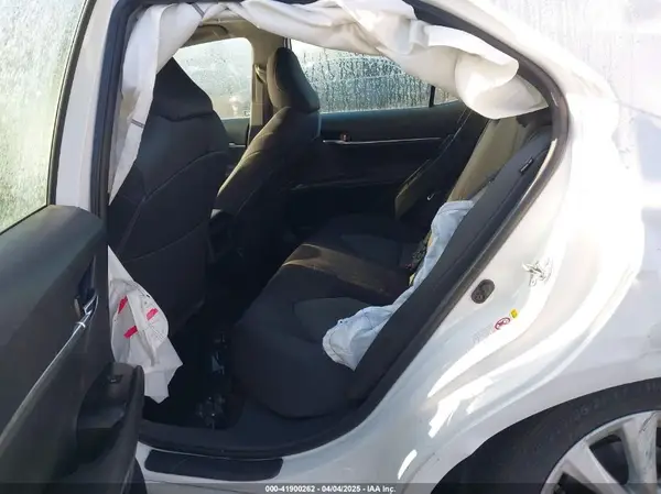 4T1B11HK8KU687818 2019 TOYOTA CAMRY - Image 8