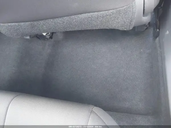 4T1B11HK8KU689553 2019 TOYOTA CAMRY - Image 8