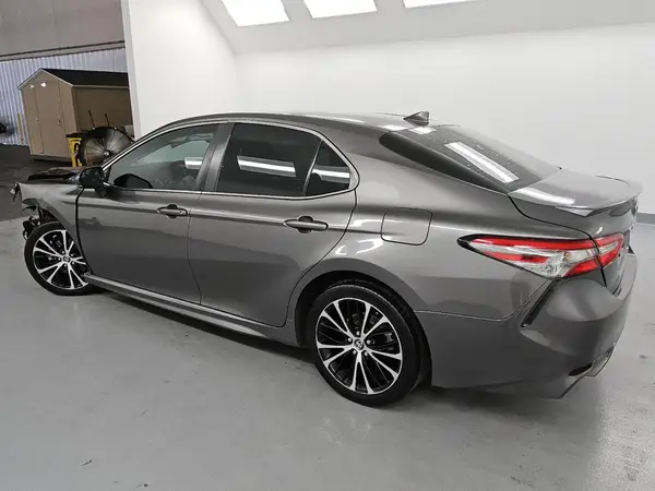 4T1B11HK8KU691027 2019 TOYOTA CAMRY - Image 2