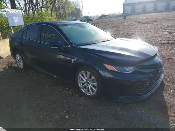 4T1B11HK8KU693988 2019 TOYOTA CAMRY - Image 1