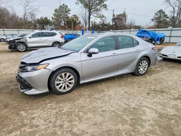 4T1B11HK8KU701264 2019 TOYOTA CAMRY - Image 1