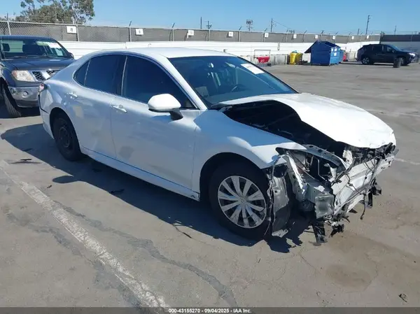 4T1B11HK8KU705539 2019 TOYOTA CAMRY - Image 1