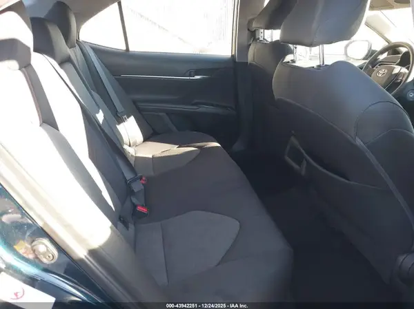 4T1B11HK8KU708683 2019 TOYOTA CAMRY - Image 8