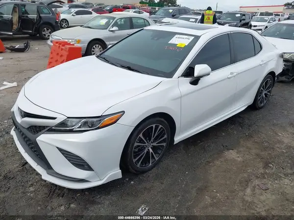 4T1B11HK8KU708795 2019 TOYOTA CAMRY - Image 2