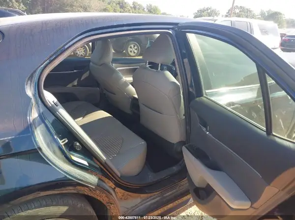4T1B11HK8KU710689 2019 TOYOTA CAMRY - Image 8