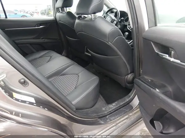 4T1B11HK8KU711874 2019 TOYOTA CAMRY - Image 8