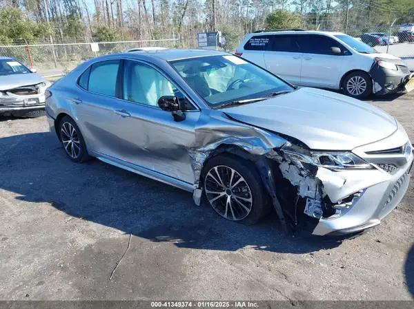 4T1B11HK8KU718792 2019 TOYOTA CAMRY - Image 1