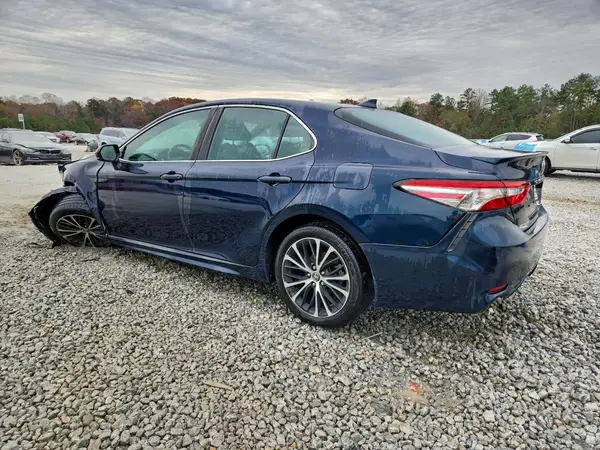 4T1B11HK8KU722308 2019 TOYOTA CAMRY - Image 2