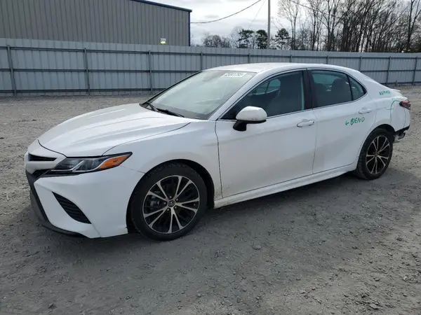 4T1B11HK8KU724706 2019 TOYOTA CAMRY - Image 1