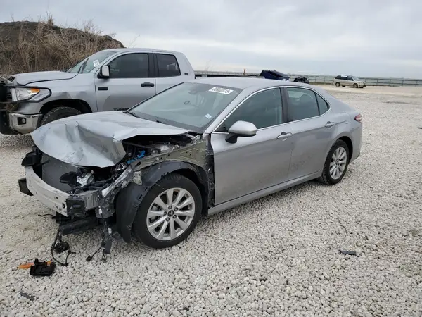 4T1B11HK8KU725807 2019 TOYOTA CAMRY - Image 1