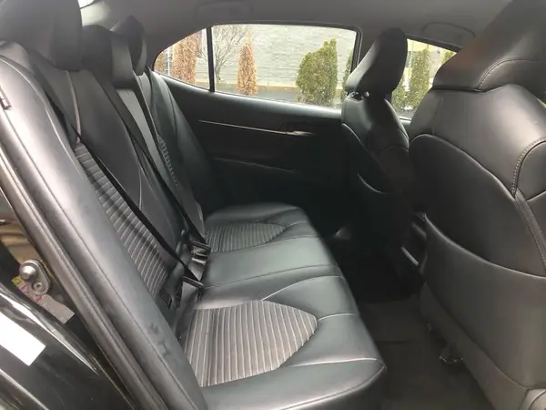 4T1B11HK8KU726195 2019 TOYOTA CAMRY - Image 8