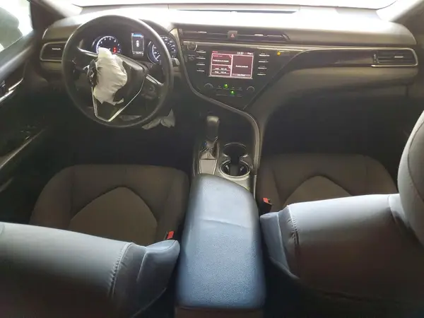 4T1B11HK8KU727685 2019 TOYOTA CAMRY - Image 8