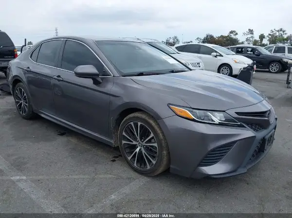 4T1B11HK8KU729761 2019 TOYOTA CAMRY - Image 1