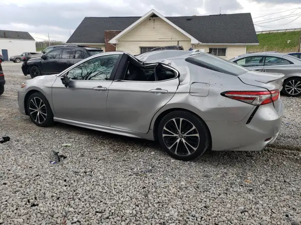 4T1B11HK8KU730019 2019 TOYOTA CAMRY - Image 2