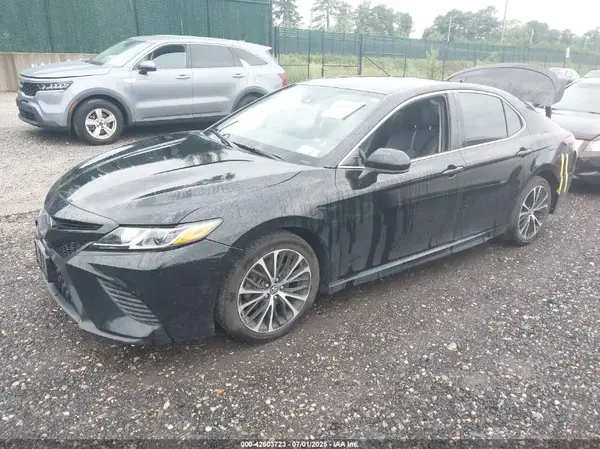 4T1B11HK8KU731235 2019 TOYOTA CAMRY - Image 2