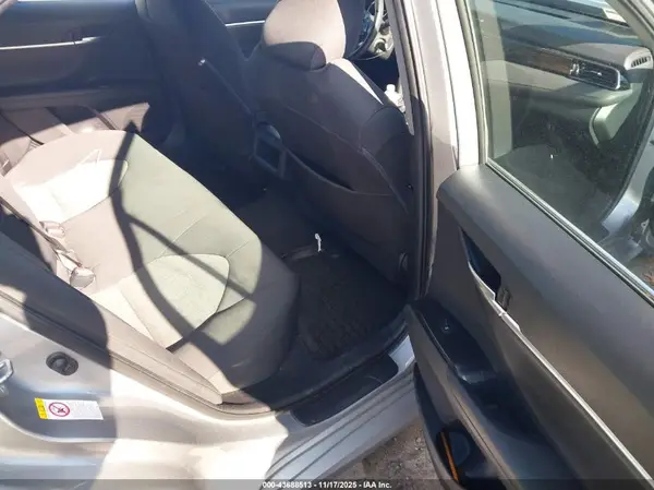 4T1B11HK8KU737424 2019 TOYOTA CAMRY - Image 8