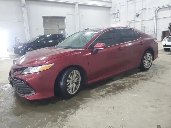 4T1B11HK8KU738055 2019 TOYOTA CAMRY - Image 1