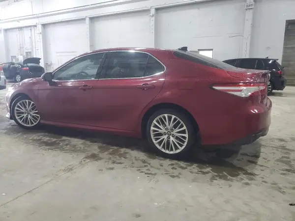 4T1B11HK8KU738055 2019 TOYOTA CAMRY - Image 2