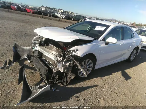 4T1B11HK8KU740596 2019 TOYOTA CAMRY - Image 2