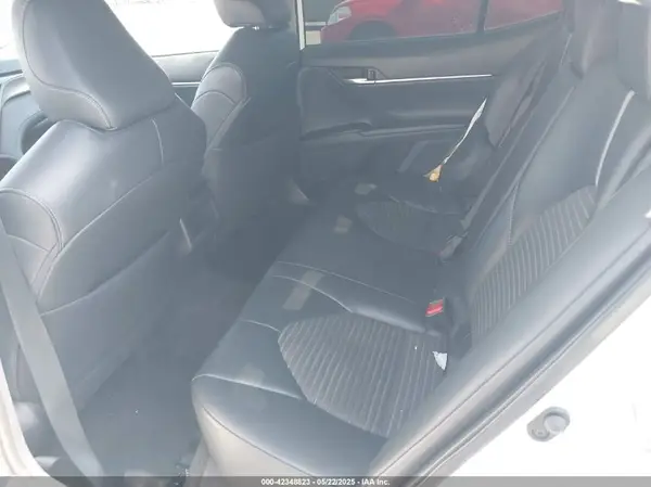 4T1B11HK8KU741053 2019 TOYOTA CAMRY - Image 8
