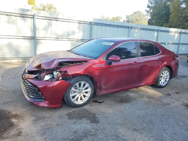 4T1B11HK8KU741098 2019 TOYOTA CAMRY - Image 1