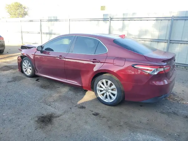 4T1B11HK8KU741098 2019 TOYOTA CAMRY - Image 2