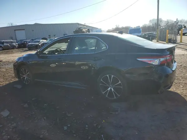 4T1B11HK8KU742137 2019 TOYOTA CAMRY - Image 2